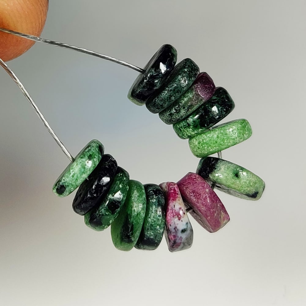 16.11 Ct Natural Green Aventurine Round Beads (1 of 2)