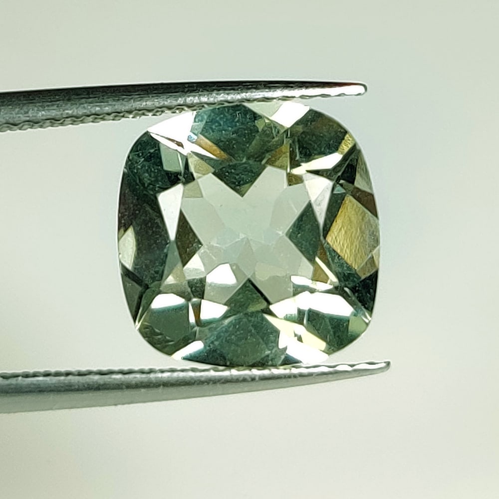 4.53 Ct Natural Green Amethyst Cushion Cut (1 of 2)