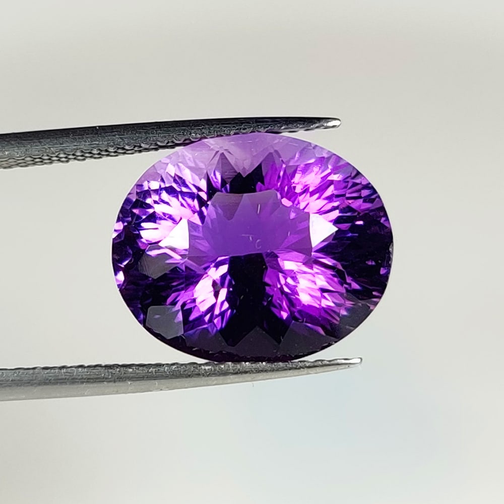 7.66 Ct Natural Purple Amethyst Oval Cut (1 of 2)