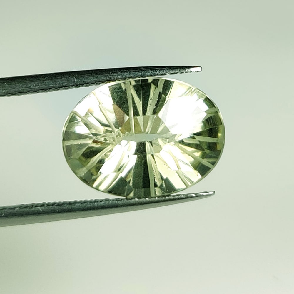 4.53 Ct Natural Green Amethyst Oval Soccer Cut (1 of 2)