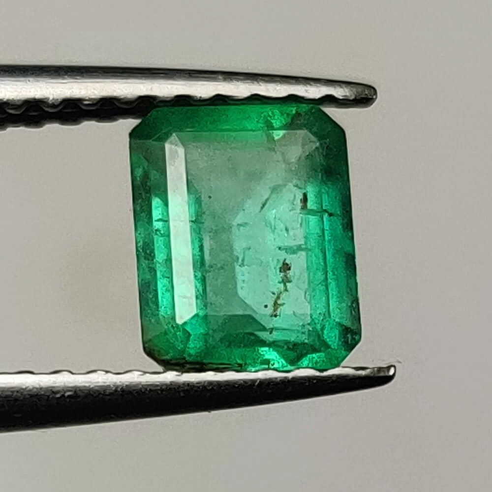 0.85 Ct Natural Zambian Green Emerald Octagon Cut (1 of 2)