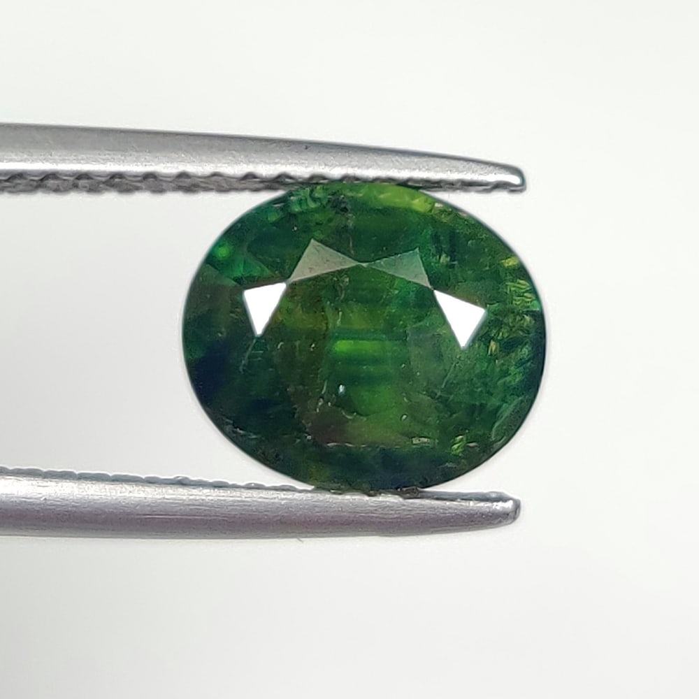 3.34 Ct Natural Green Sapphire Oval Cut (1 of 2)