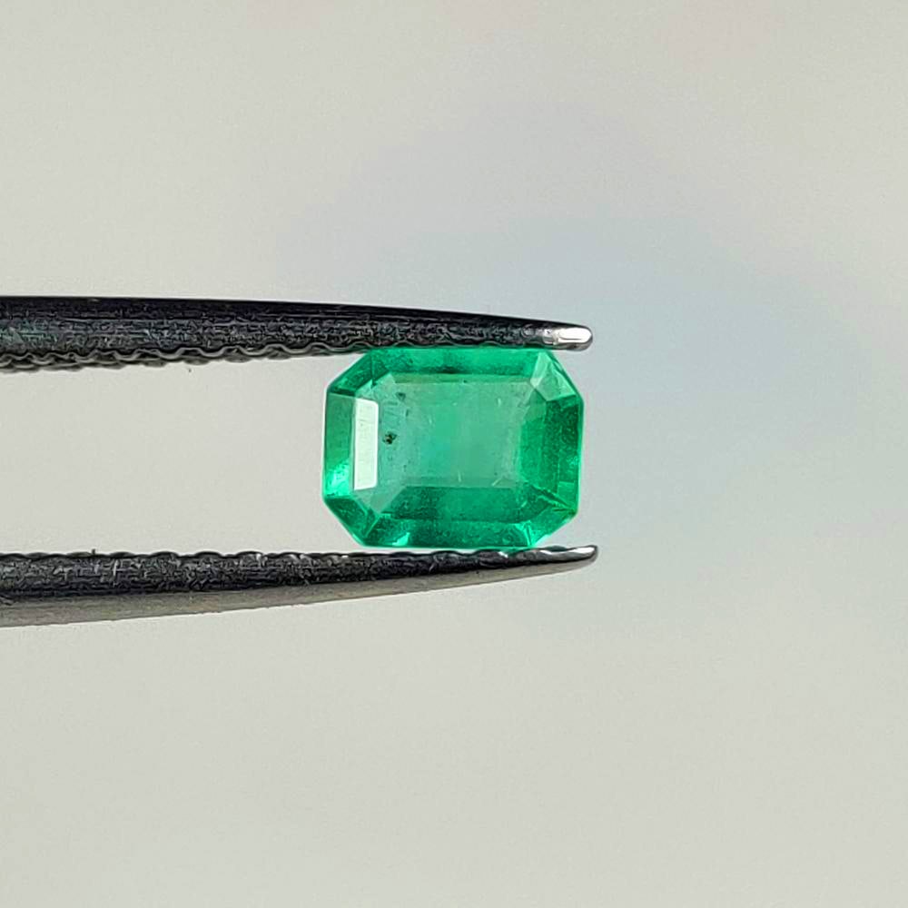 0.40 Ct Natural Zambian Green Emerald Octagon Cut: Weight - 0.40 Ct / Dimensions - 5.00 x 4.00 x 2.50 mm / Shape - Octagon Cut / Color - Green / Clarity - SI / Origin - Zambia / Treatment - Natural Emeralds are commonly enhanced by oil