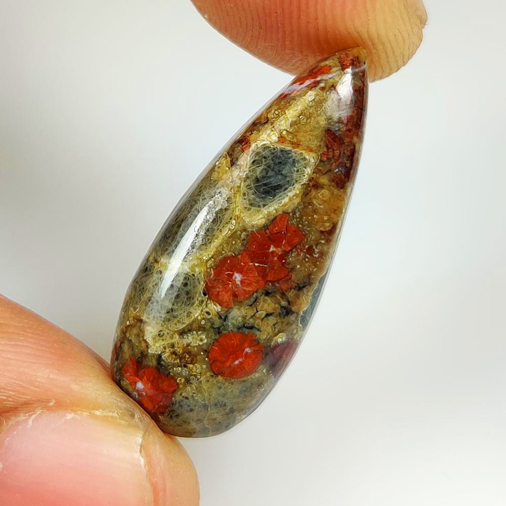 11.89 Ct Natural Peanut Obsidian Pear Cab: weight - 11.89 Ct / Dimensions - 29.00 x 11.60 x 5.80 m / Shape & Cut - Excellent Pear Cab / Origin - Brazil / Comments - None