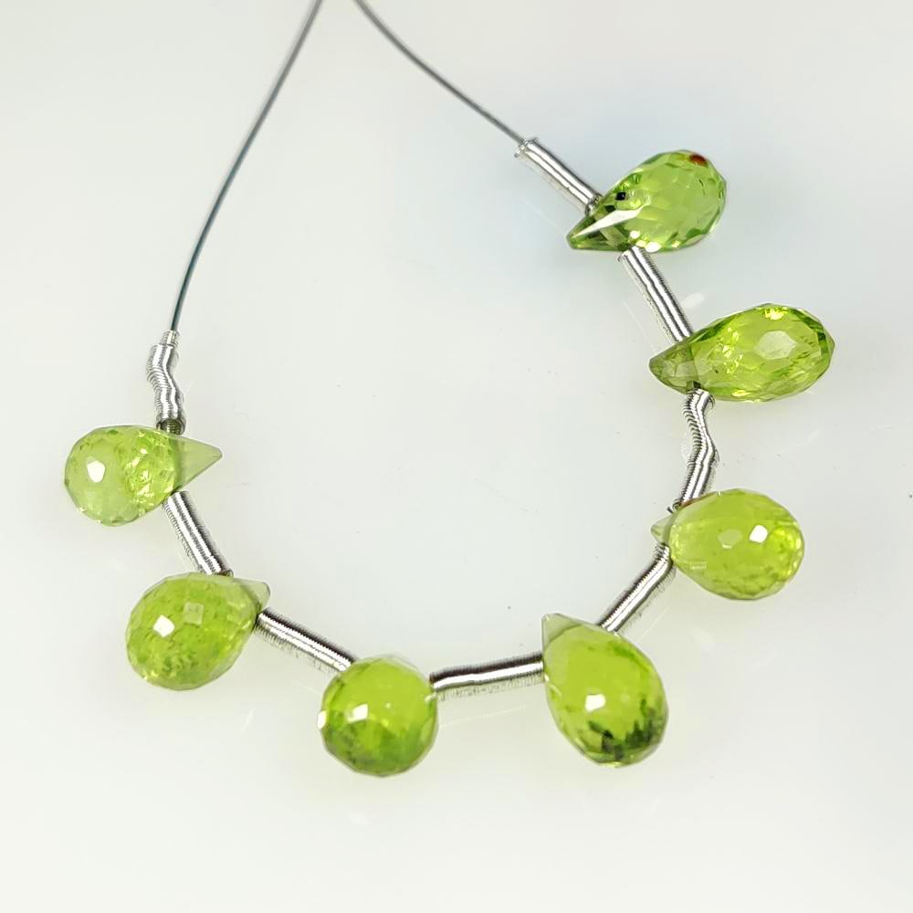 9.20 Ct Natural Green Peridot Pear Drops Beads (1 of 2)