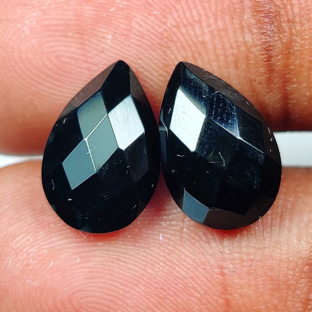 5.87 Ct Natural Black Onyx Pear Cut Pair (1 of 2)