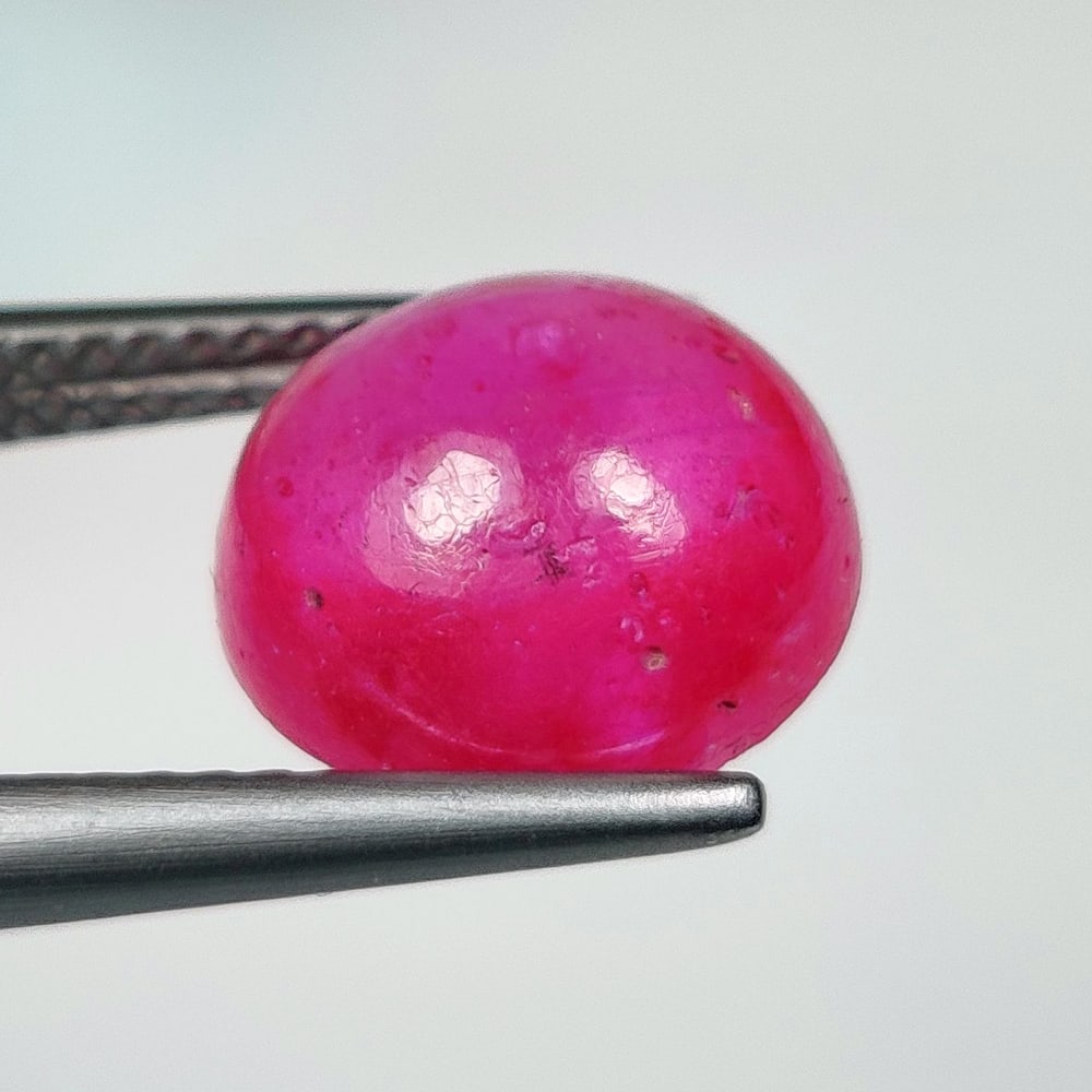 5.75 Ct Natural Pinkish Red Ruby Oval Cab (1 of 2)