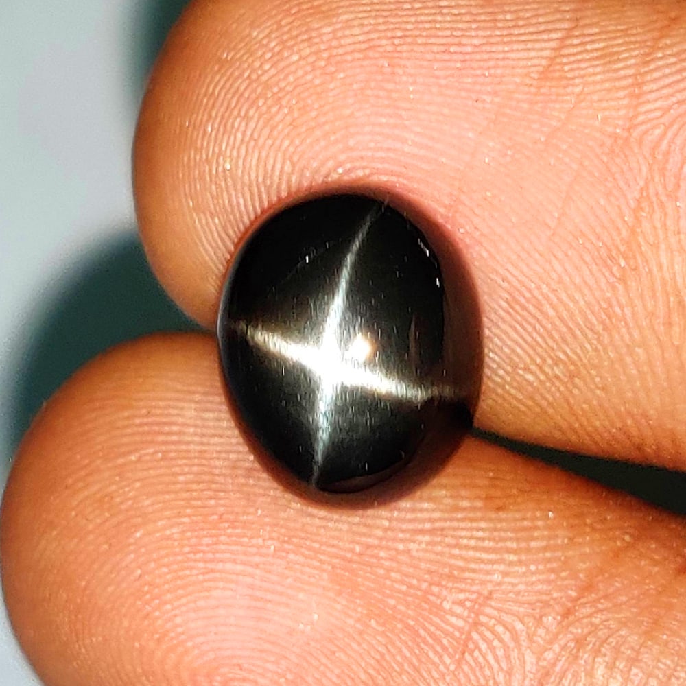 4.74 Ct Natural Star Diopside Oval Cab (1 of 2)