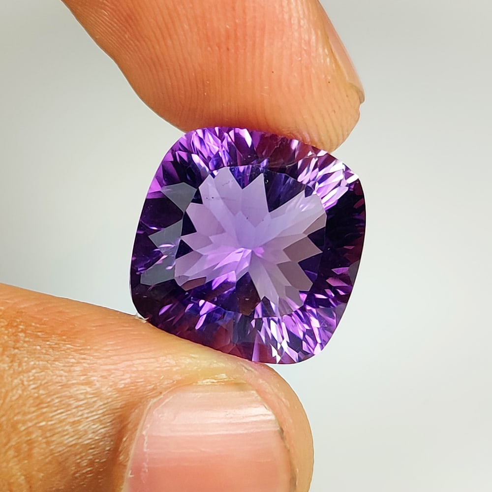 11.93 Ct Natural Purple Amethyst Cushion Cut (1 of 3)