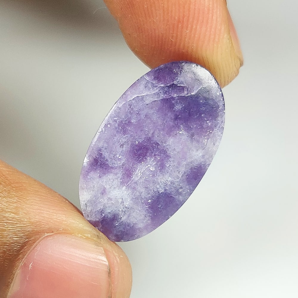 15.24 Ct Natural Purple Charoite Oval Cab: Weight - 15.24 Ct / Size - 24.80 x 14.10 x 4.60 mm / Shape - Excellent OVal Cab / Clarity - Opaque / Origin - Brazil / Treatment - None