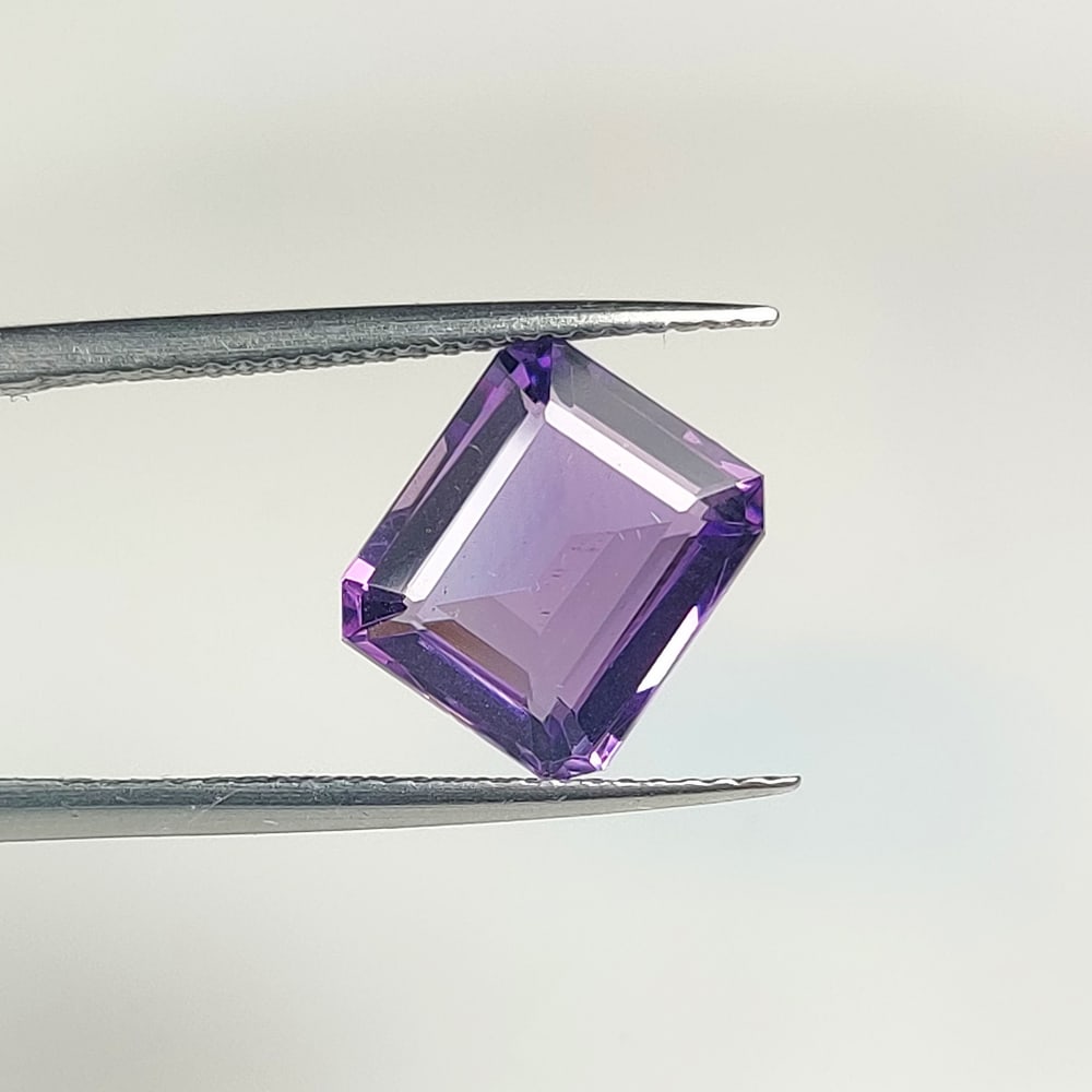 3.65 Ct Natural Purple Amethyst Octagon Cut (1 of 2)