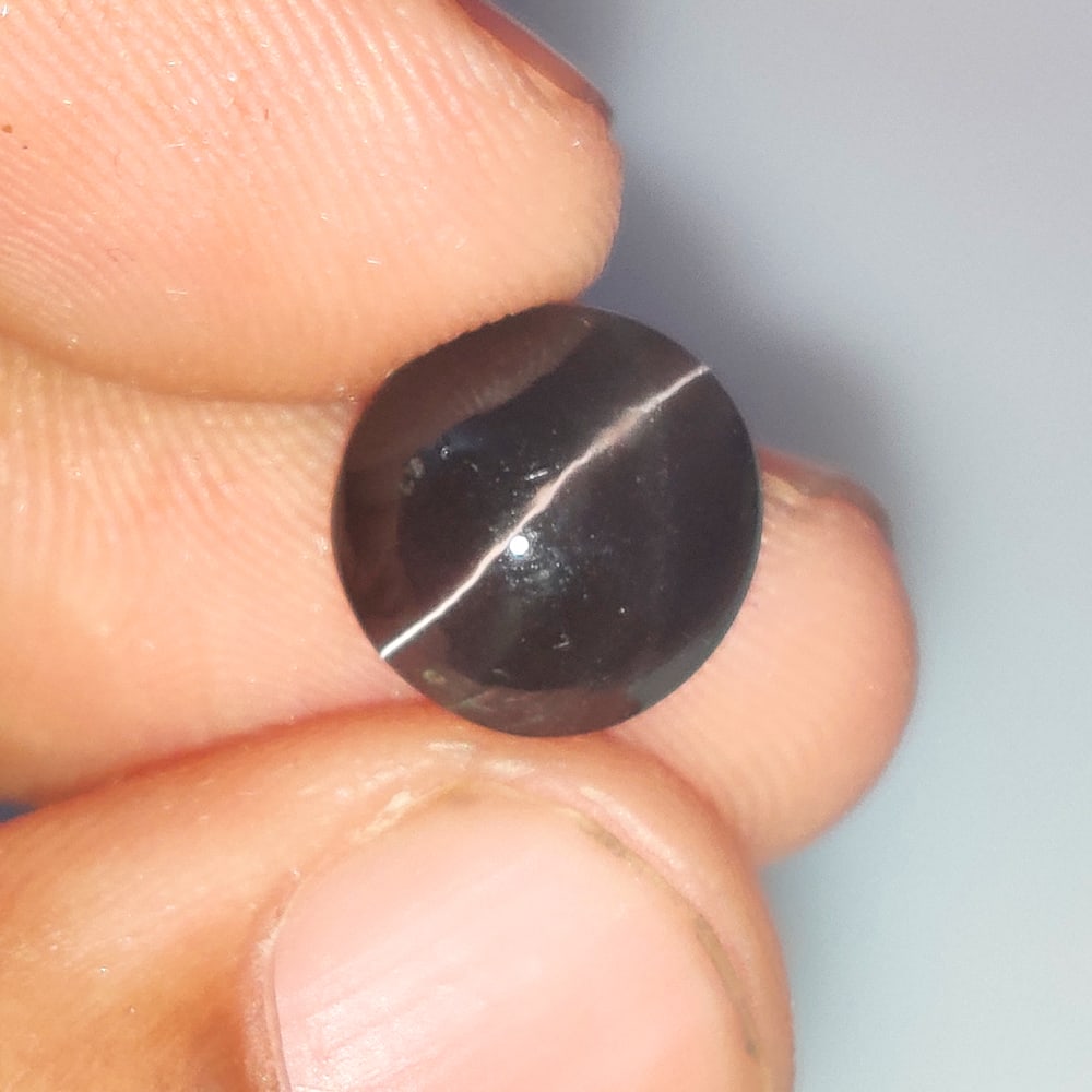 6.11 Ct Natural Sillimanite Catseye Round Cab: weight - 6.11 Ct / Dimensions -10.90 x 10.90 x 5.80 mm / Shape - Excellent Round Cab / Origin - India / Treatment - None