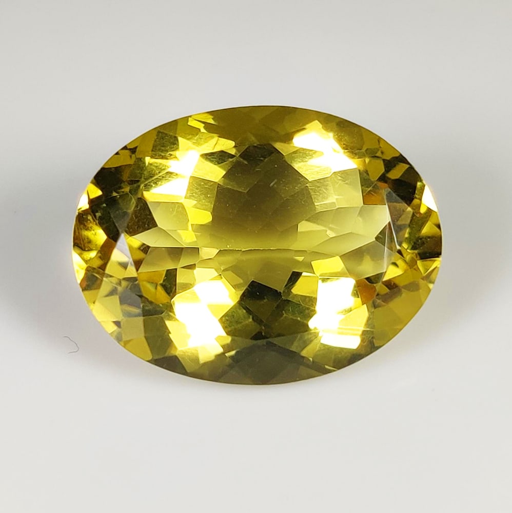 28.00 Ct Natural Lemon Quartz Oval Cut (1 of 2)