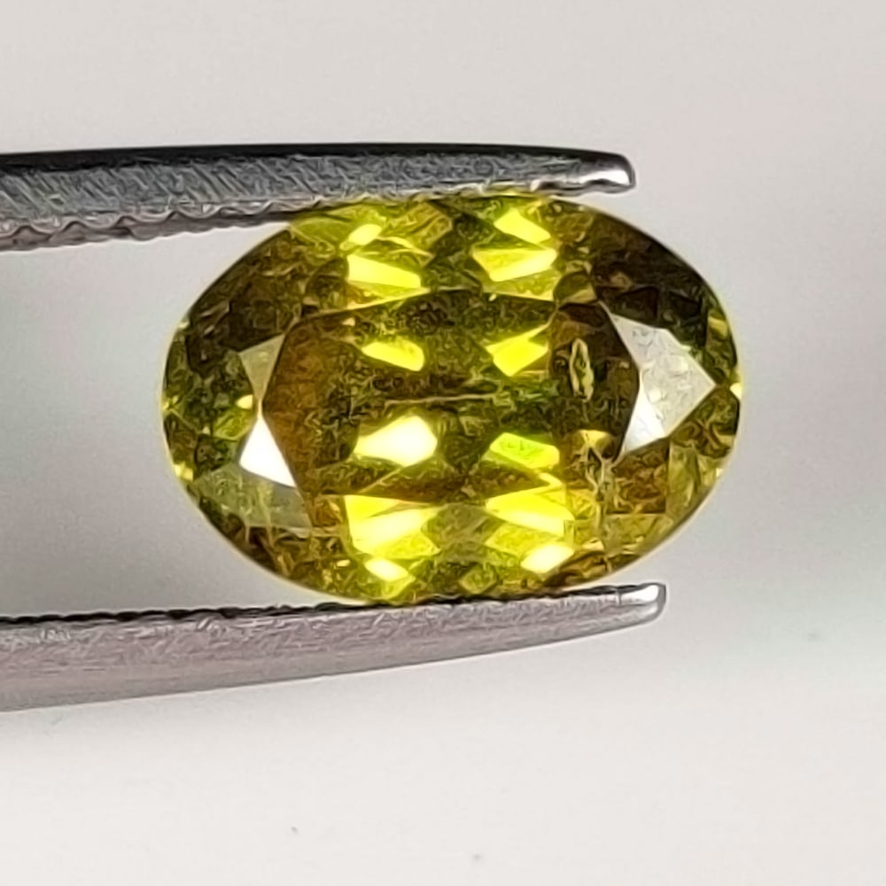 2.74 Ct Natural Sphalarite Oval Cut (1 of 2)