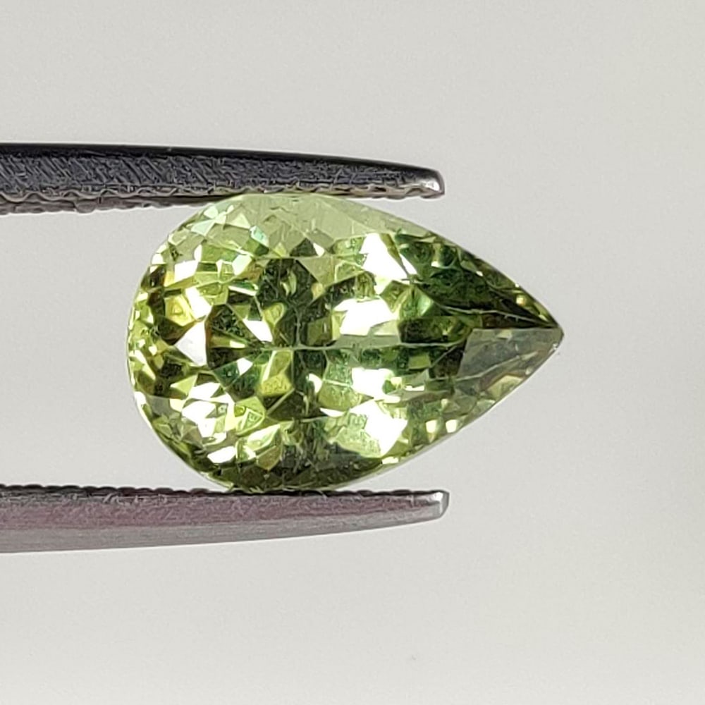 2.77 Ct Natural Apatite Pear Cut: Weight - 2.77 Ct / Size - 10.50 x 7.50 x 6.50 mm / Top Class Quality / Pear Cut / Origin - Brazil / Treatment - None