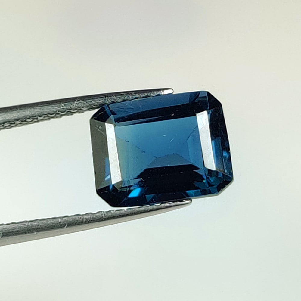 4.00 Ct Natural London Blue Topaz Octagon Cut (1 of 3)