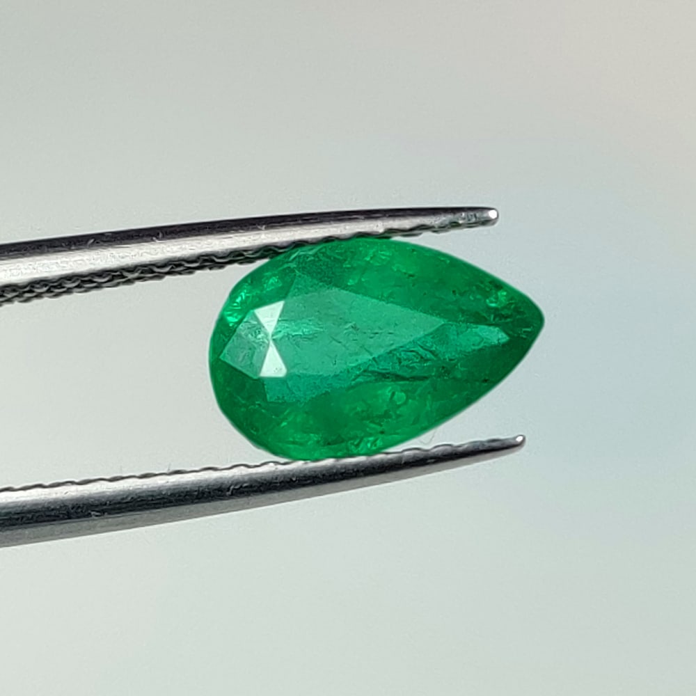 1.41 Ct Natural Zambian Green Emerald Pear Cut (1 of 3)