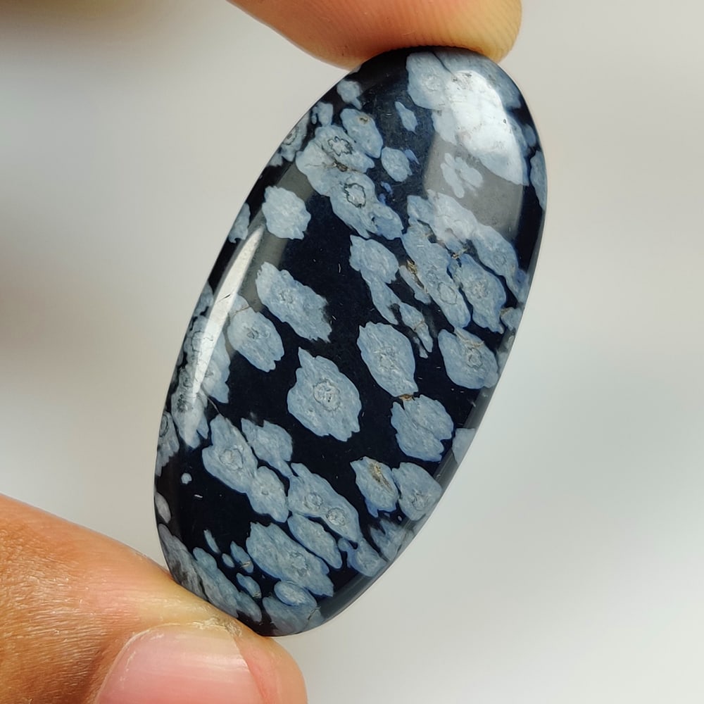 28.37 Ct Natural Snow Flake Jasper Quartz Oval Cab (1 of 2)