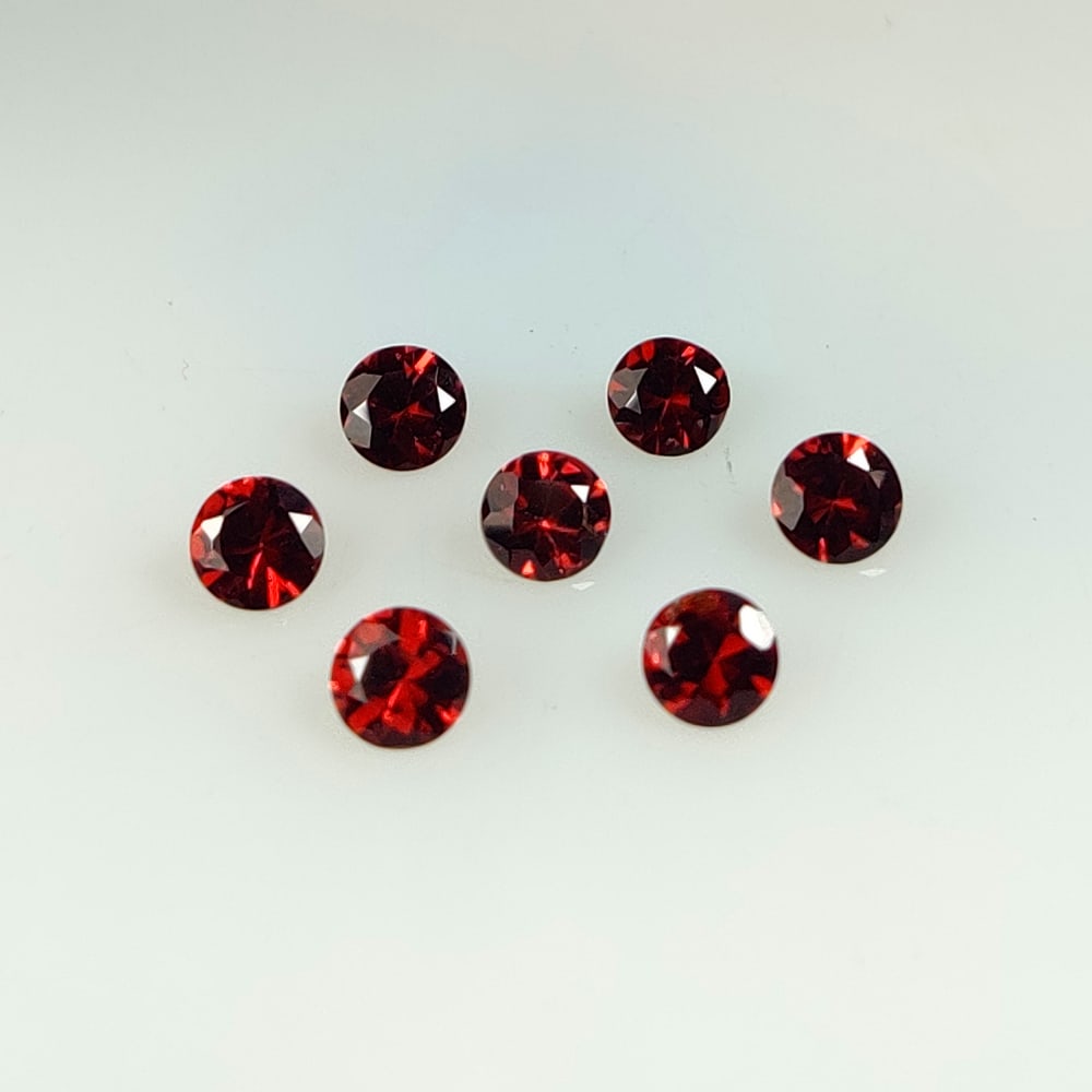 3.52 Ct Natural Almandite Garnet Round Cut Set (1 of 3)