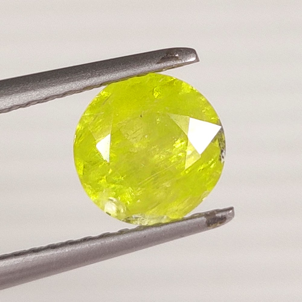 1.44 Ct Natural Sphene Round Cut (1 of 2)
