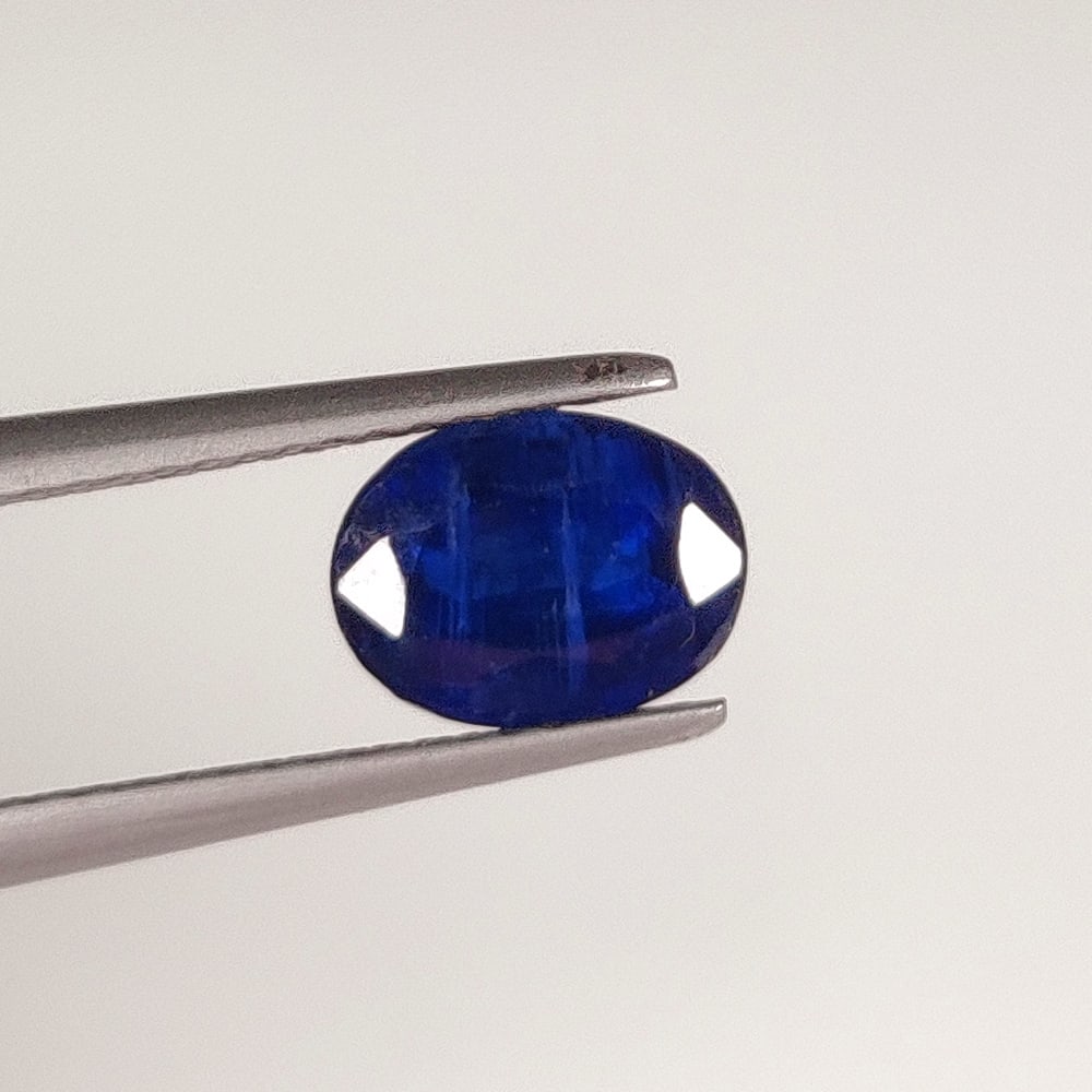 2.31 Ct Natural Blue Kyanite Oval Cut: Weight - 2.31 Ct / Size - 8.30 x 6.30 x 4.90 mm / Shape - Oval Cut / Color - Blue / Clarity - SI / Origin - India / Treatment - None