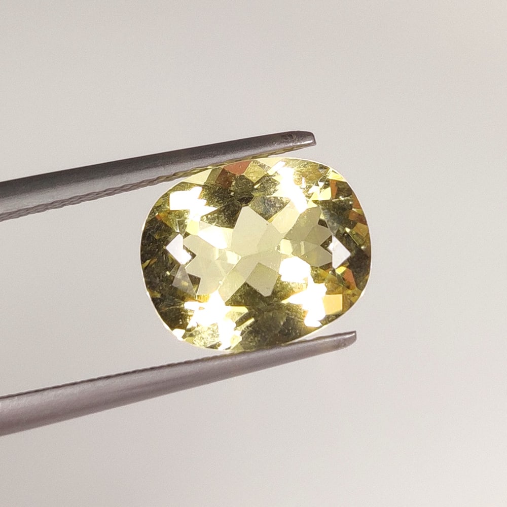 3.61 Ct Natural Yellow Beryl Cushion Cut: Weight - 3.61 Ct / Size -11.30 x 9.20 x 5.70 mm / Shape - Cushion Cut / Color - Yellow / Clarity - VVS / Origin - Brazil / Treatment - None