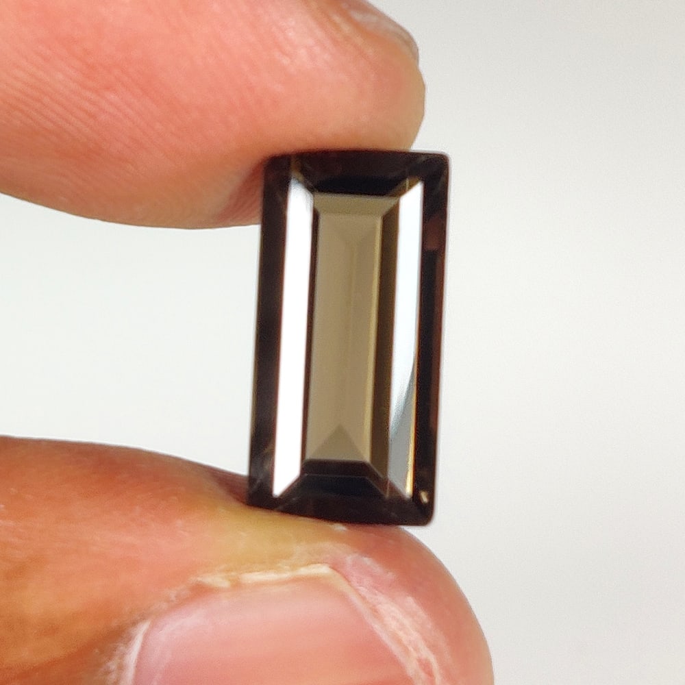 4.56 Ct Natural Choco Smoky Quartz Rectangle Cut (1 of 2)