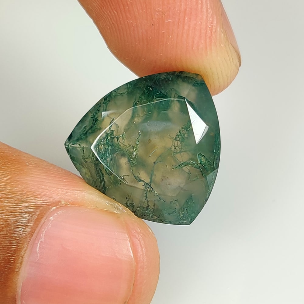 10.92 Ct Natural Moss Agate Trillion cut: Weight - 10.92 Ct / Size -17.00 x 16.50 x 7.90 mm / Shape - Excellent Trillion Cut / Clarity - Opaque / Origin - Brazil / Treatment - None