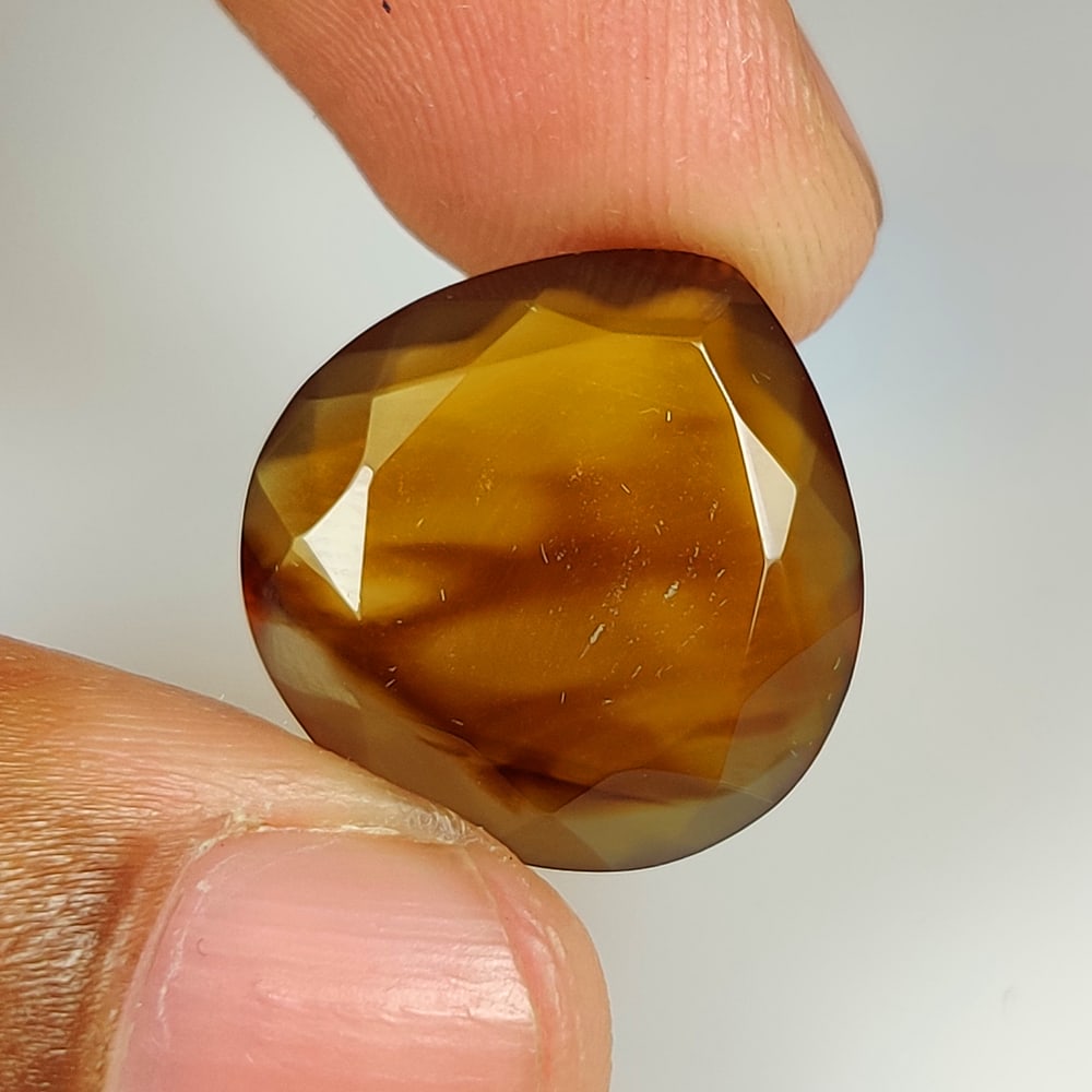 13.39 Ct Natural Honey Dendrite Agate Pear Cut: weight - 13.39 Ct / Size - 18.40 x 18.10 x 6.90 mm / Shape - Excellent Pear Cut / Origin - Brazil / Treatment - None