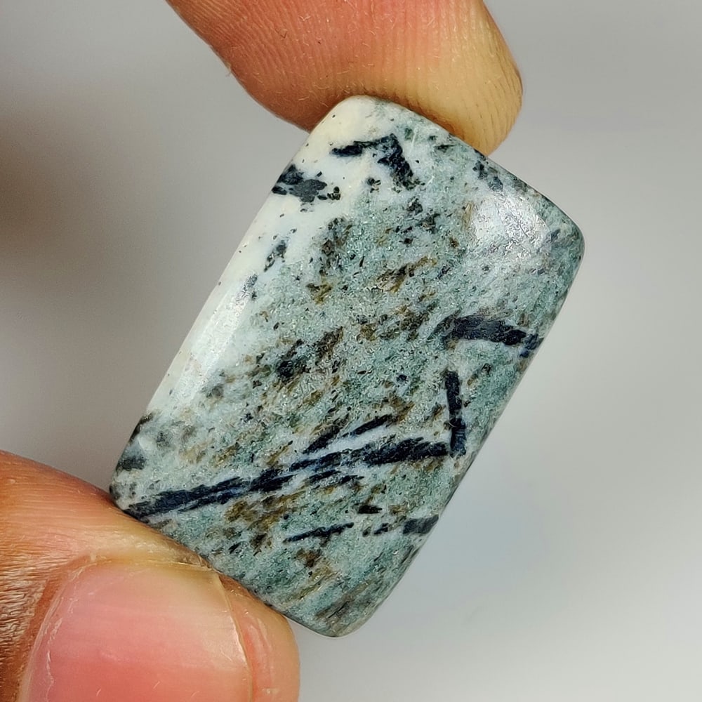 23.74 Ct Natural Hornblende Jasper Quartz Cushion Cab: weight - 23.74 Ct / Dimensions - 27.00 x 16.80 x 5.20 mm / Shape - Excellent Cushion Cab / Origin - Brazil / Treatment - None