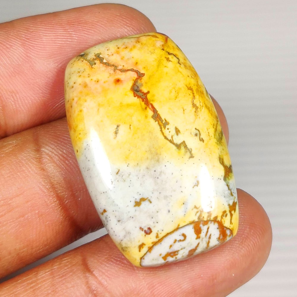 45.84 Ct Natural Maligano Jasper Quartz Cushion Cab: weight - 45.84 Ct / Dimensions - 33.00 x 21.00 x 7.50 mm / Shape - Excellent Cushion Cab / Origin - Brazil / Treatment - None