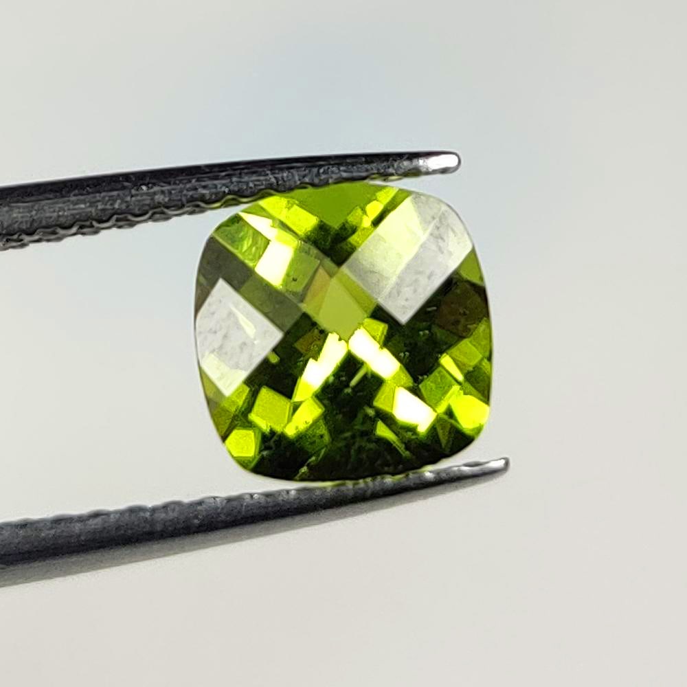 1.42 Ct Natural Green Peridot Cushion Cut (1 of 2)