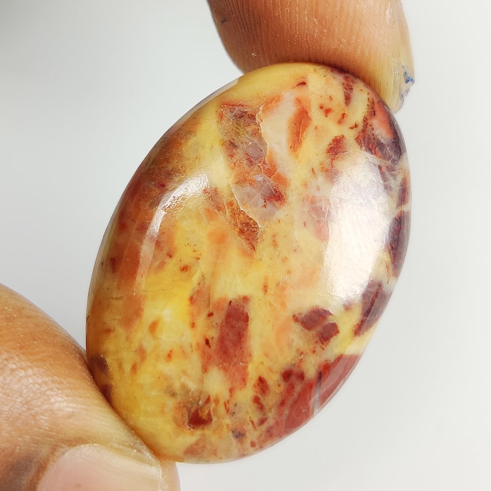 27.15 Ct Natural Fruit Jasper Quartz OVal Cab: weight - 27.15 Ct / Dimensions - 31.00 x 21.00 x 5.20 mm / Shape - Excellent Oval Cab / Origin - Brazil / Treatment - None