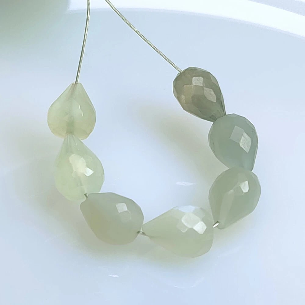 13.61 Ct Natural Moonstone Pear Drop Beads (1 of 2)