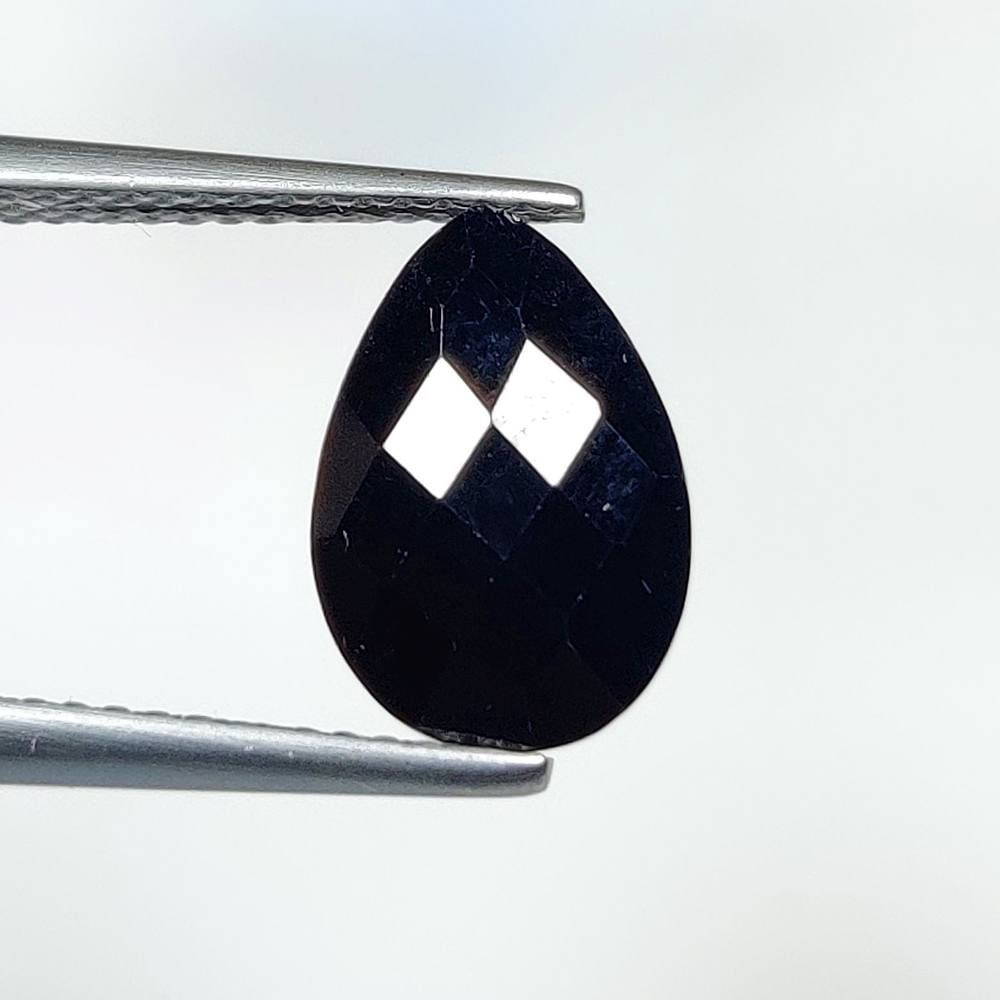 2.95 Ct Natural Black Onyx Pear Checkerboard Cut: Weight - 2.95 Ct / Dimensions - 11.60 x 8.00 x 3.70 mm / Shape - Pear Cut / Color - Black / Clarity - OPaque / Origin - Africa / Treatment - None
