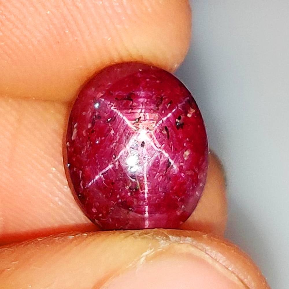 10.33 Ct Natural Six Line Indian Star Ruby Oval Cab (1 of 3)