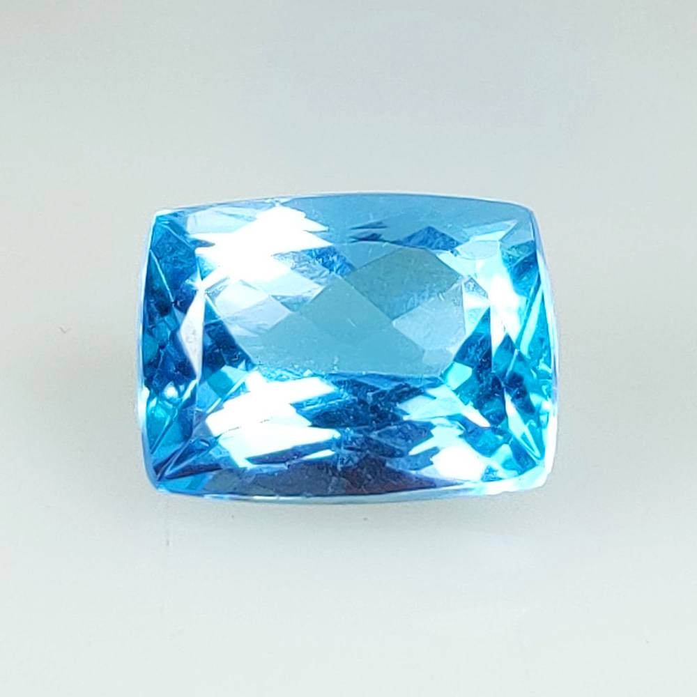 11.50 Ct Natural Blue Topaz Cushion Cut (1 of 3)