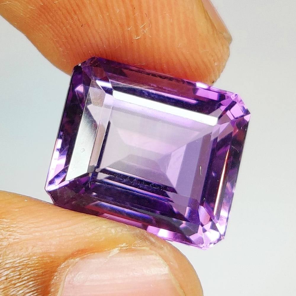 12.34 Ct Natural Purple Amethyst Octagon Cut (1 of 3)