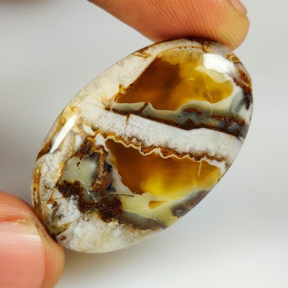 41.56 Ct Natural Jasper Quartz Oval Cab: weight - 41.56 Ct / Dimensions - 29.00 x 25.00 x 5.90 mm / Shape & Cut - Excellent Oval Cab / Origin - Brazil / Comments - None