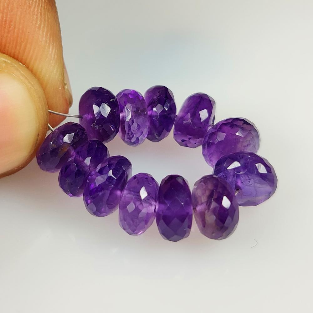 26.46 Ct Natural Purple Amethyst 2" Round Drilled Beads: Weight - 26.46 Ct / Dimensions - 7.70 - 8.20 mm / 12 Pc's / Shape - Round Beads / Color - Purple / Origin - Brazil / Treatment - None