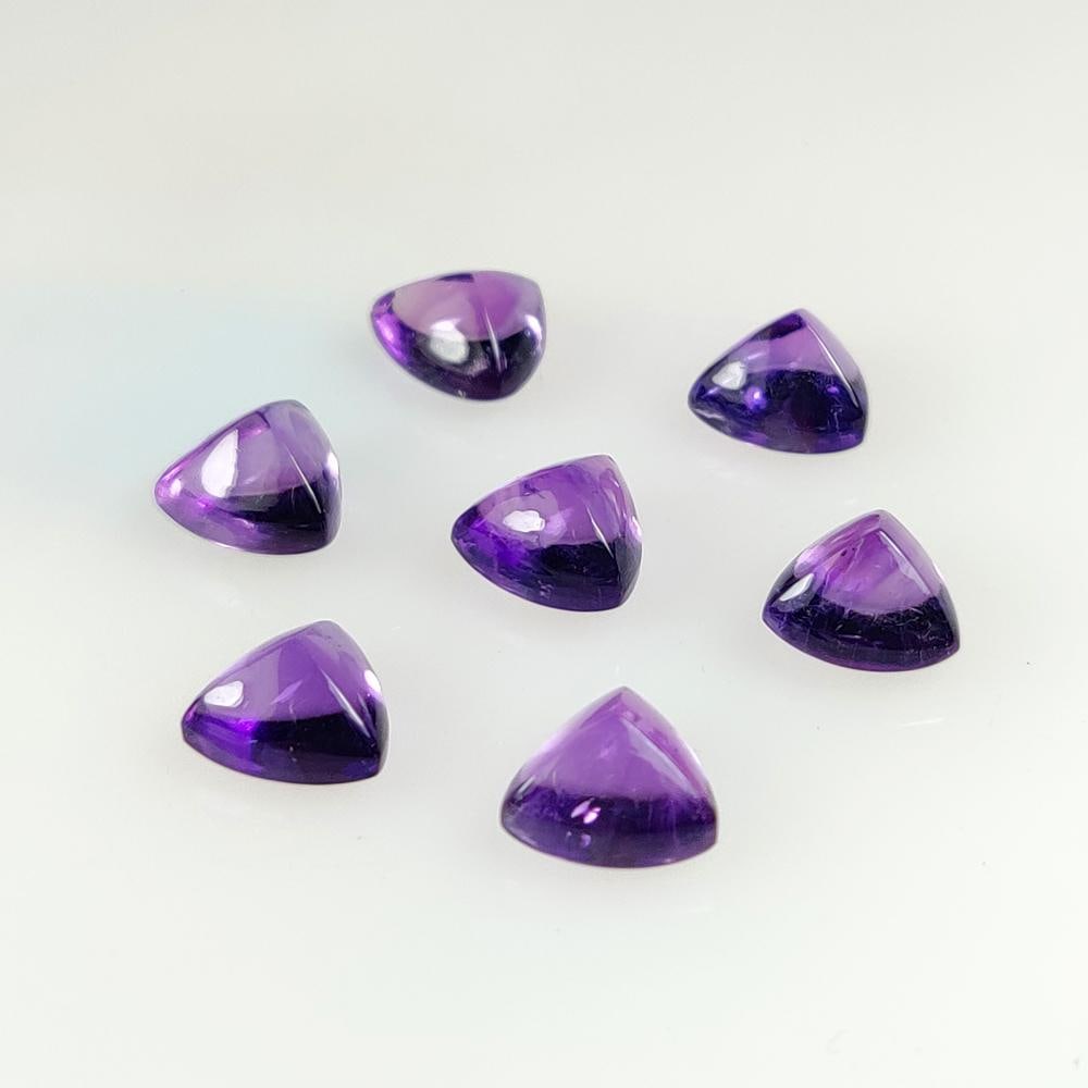 34.07 Ct Natural Blue Lapis Lazuli Dumbbell Beads Bracelet: Weight - 34.07 Ct / Dimensions - 5.6x4.6 - 8.8x6.5 mm / 25 Pc's / 8.75" inches / Shape - Dumbbell Beads / Clarity - Opaque / Origin - Afghanisthan / Treatment - None