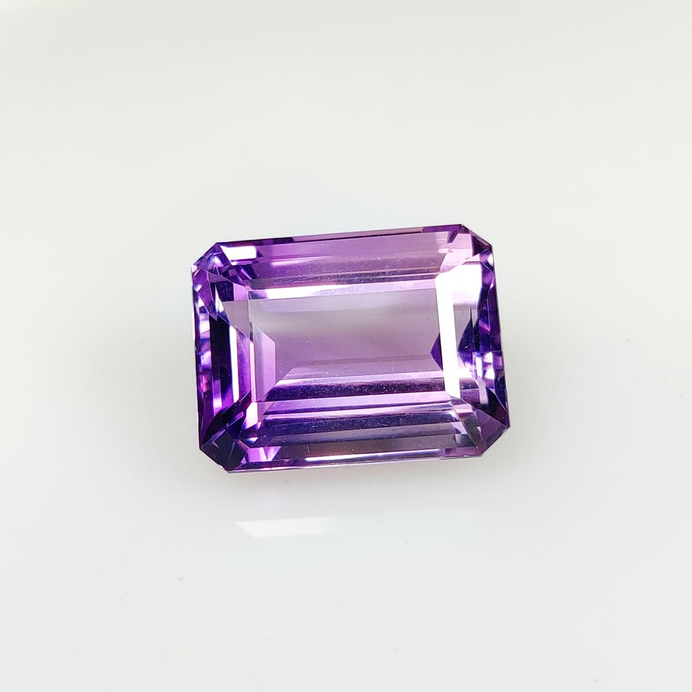 20.81 Ct Natural Purple Amethyst Octagon Cut (1 of 3)