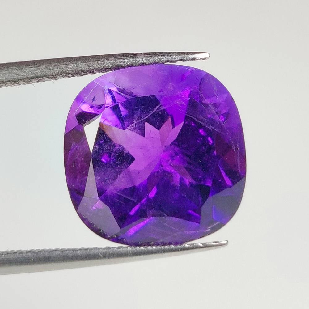 6.80 Ct Natural Purple Amethyst Cushion Cut: Weight - 6.80 Ct / Dimensions - 12.20 x 12.20 x 8.30 mm / Shape - Cushion Cut / Color - Purple / Clarity - VVS / Origin -Brazil / Treatment - Heated