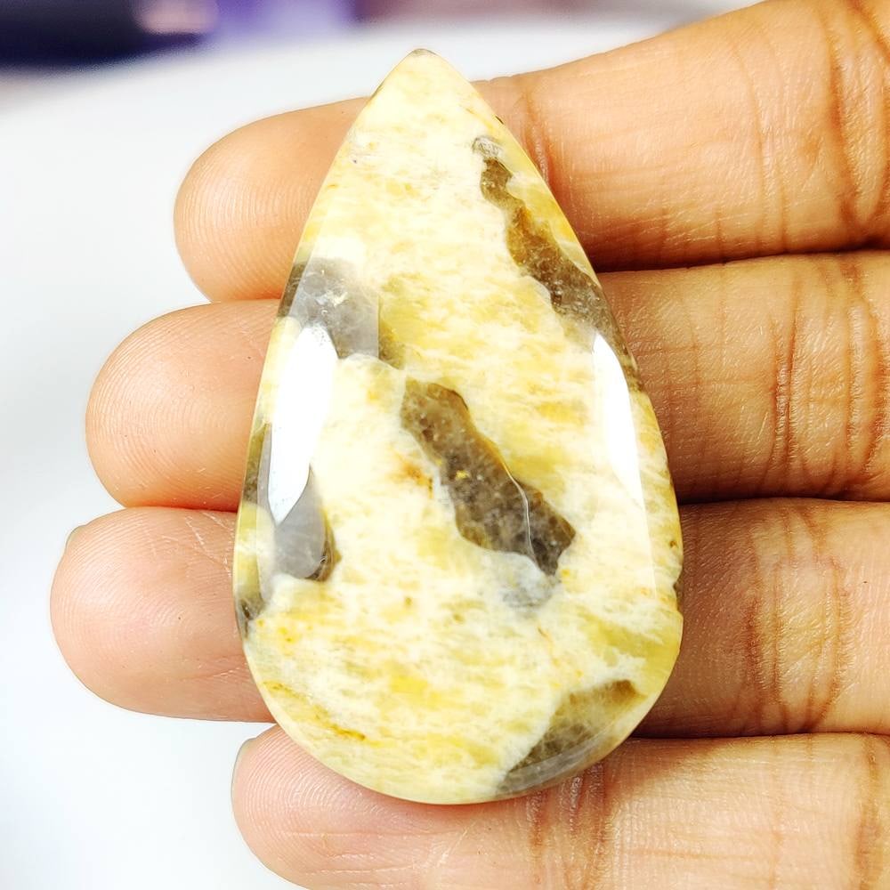 56.91 Ct Natural Jasper Quartz Pear Cab: Weight - 56.91 Ct / Size - 42.00 x 25.00 x 7.80 mm / Shape - Pear Cab / Clarity - Opaque / Origin - Brazil / Treatment - None