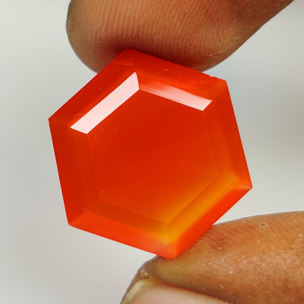 14.36 Ct Natural Carnelian Hexagon Cut (1 of 2)