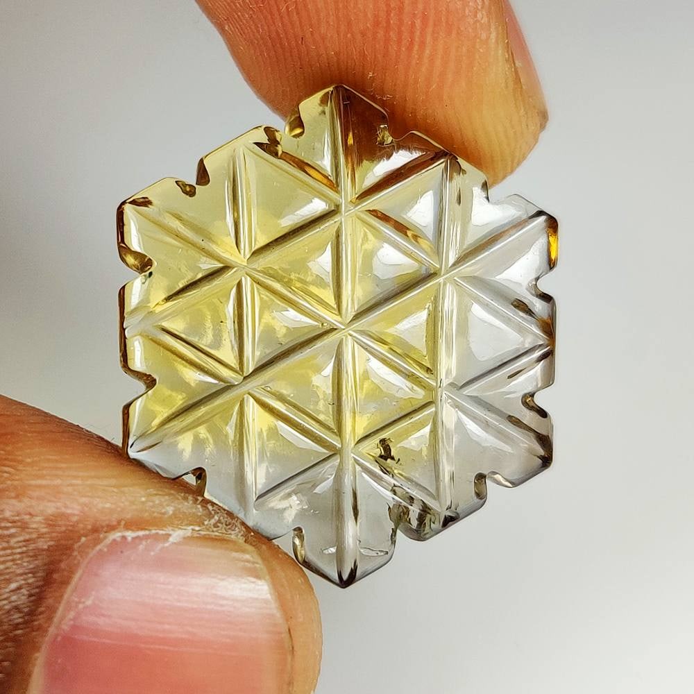 17.45 Ct Natural Yellow Citrine Fancy Hexagon Carving: Weight - 17.45 Ct / Dimensions - 25.00 x 22.00 x 4.90 mm / Shape & Cut - Fancy Hexagon Carving / Color - Yellow / Transparency - VVS / Origin - Brazil / Comments - Heated