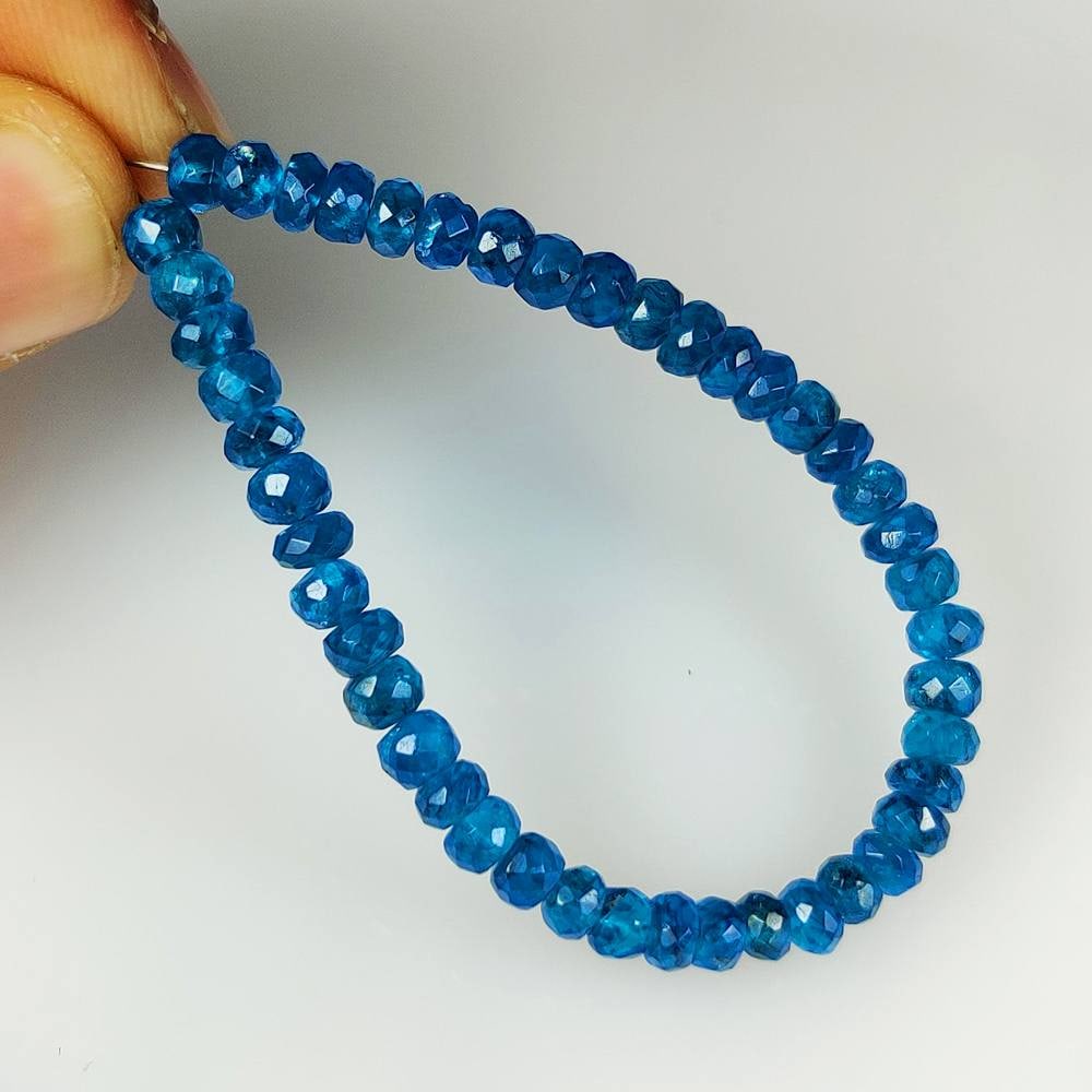 26.21 Ct Natural Neon Blue Apatite 5" Round Faceted Drilled Beads (1 of 2)