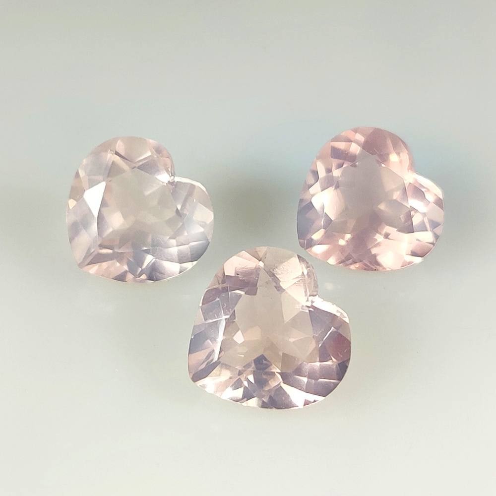 15.55 Ct Natural Rose Quartz Heart Cut Set: Weight - 15.55 Ct / Dimensions - 11.8x12.2 - 11.8x12.3 mm / 3 Pc's / Top Class Quality / Heart Cut / Origin - Brazil / Comments - None