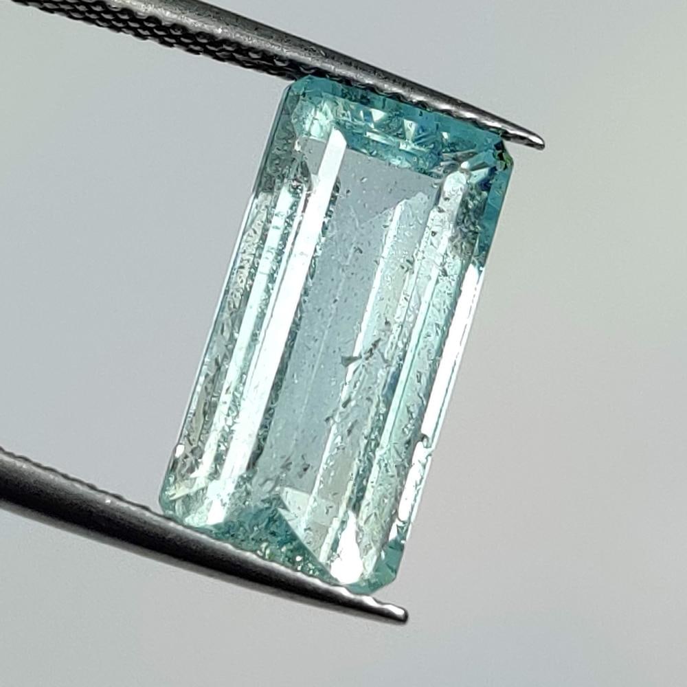 5.38 Ct Natural Aquamarine Octagon Cut: Weight - 5.38 Ct / Size - 15.30 x 7.70 x 5.80 mm / Shape - Octagon Cut / Color - Baby blue / Clarity - Transparent / Origin -India / Treatment - None