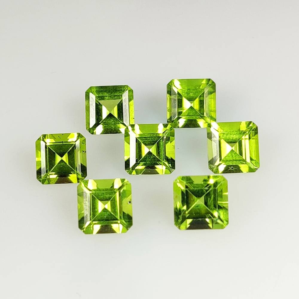 11.66 Ct Natural Green Peridot Square Octagon Cut Set (1 of 2)